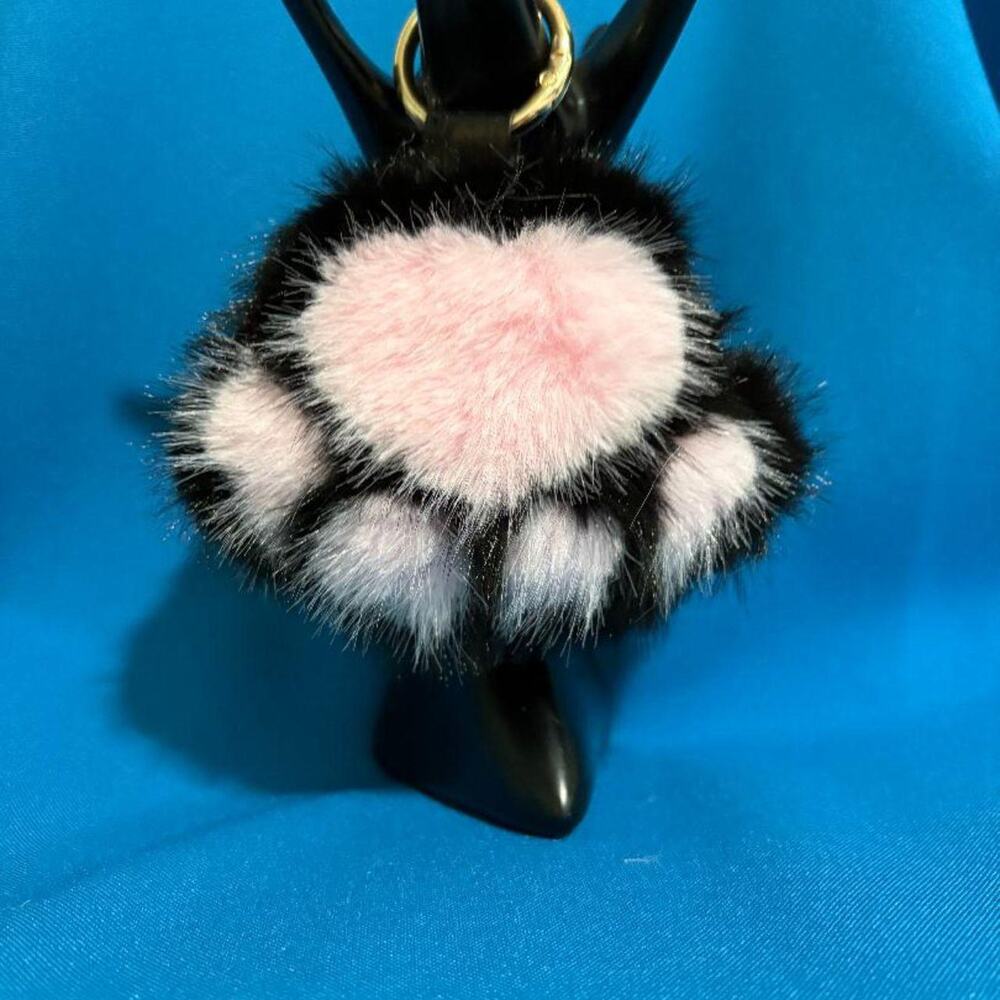 Faux Mink Hair Cat Paw Plush keychain   Black w/Powder Pads
